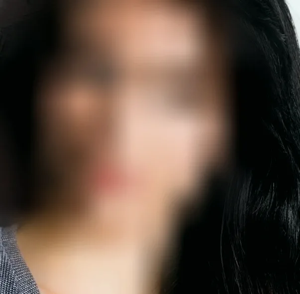Carla, 37