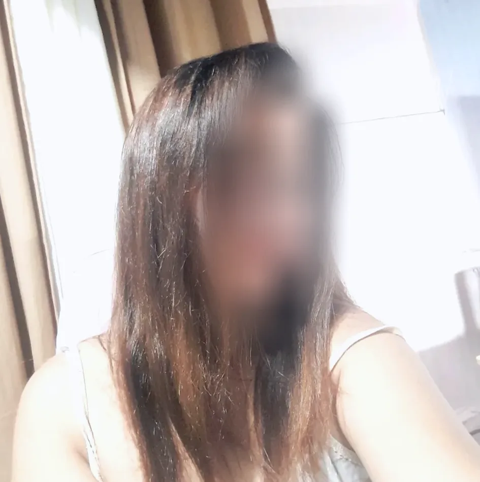 Ela, 34