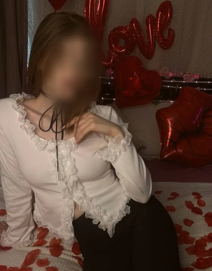Ida, 21