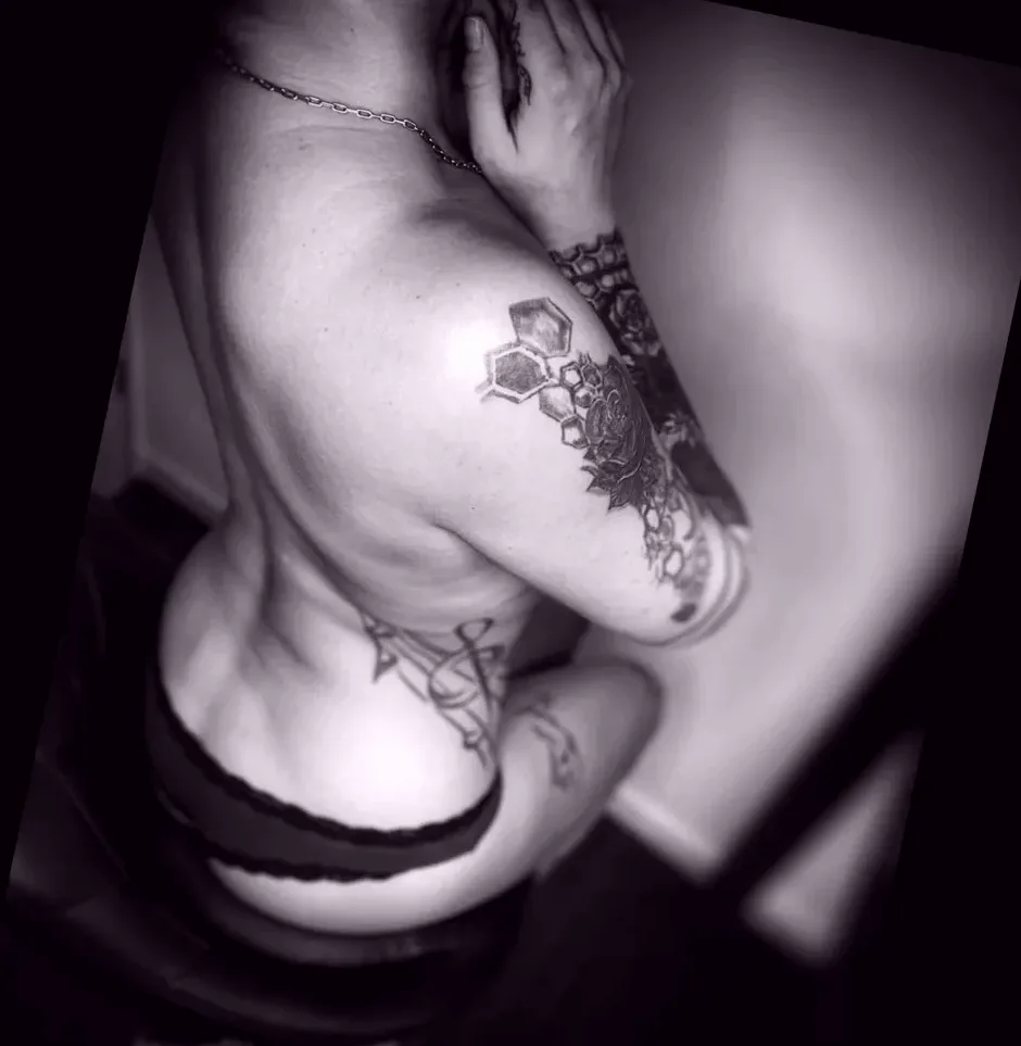 Miriam, 35